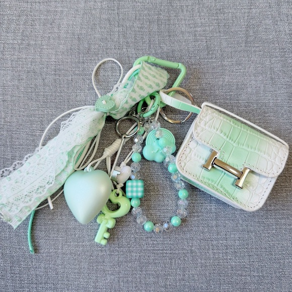 Mint Green Croc Mini Bag Charm Set | Mix & Match Keychain - Picture 2 of 12
